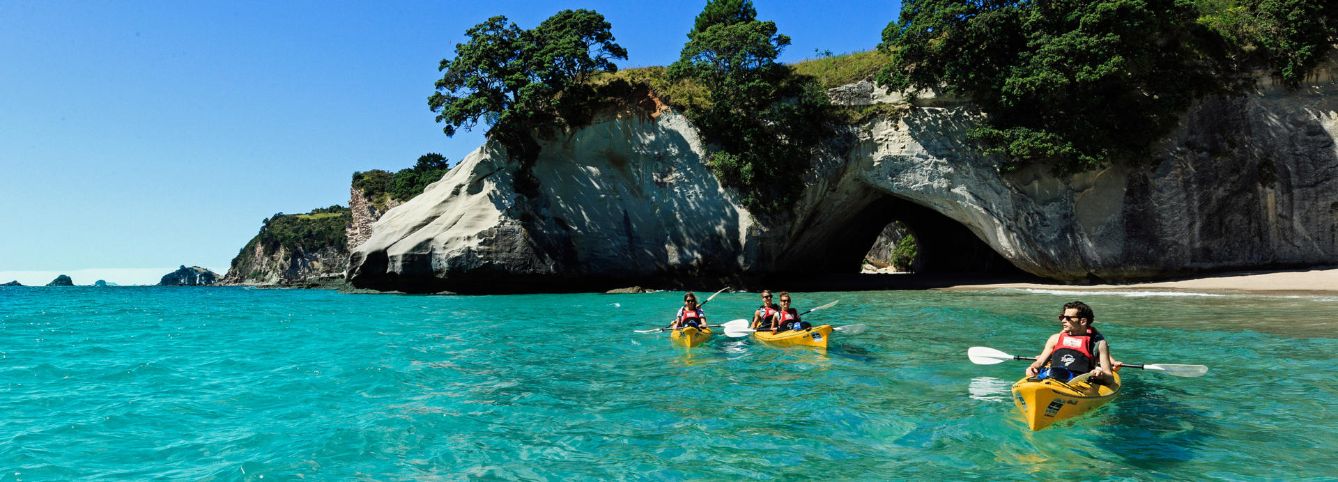 Waikato Cathedral Cove 01 P